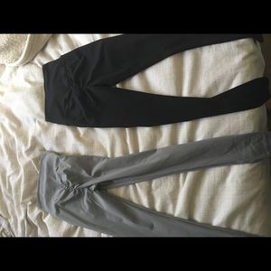 Abs2bfitness scrunch butt leggings - lot of 2